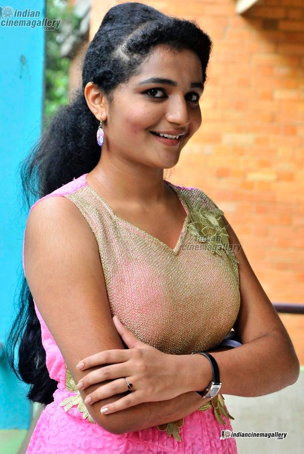 Arunima Muraleedharan Big boobs sexy blouse