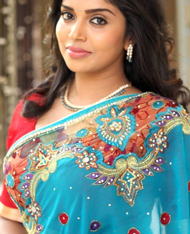 Karunya Chowdary big boobs nude saree xxx pic