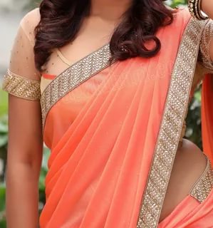 XXX model Satvi Lingala naked hip in saree hot