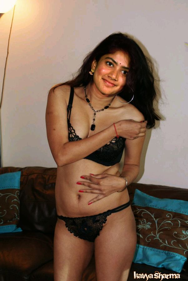 Nude navel Sai Pallavi removing her black bra wearing only black panties