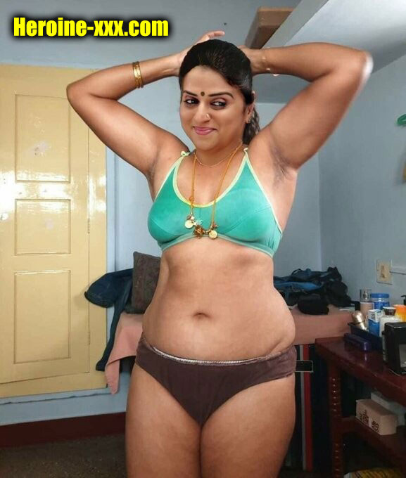 [Image: Pavithra-Lokesh-bra-with-mangalsutra-nud...-image.jpg]