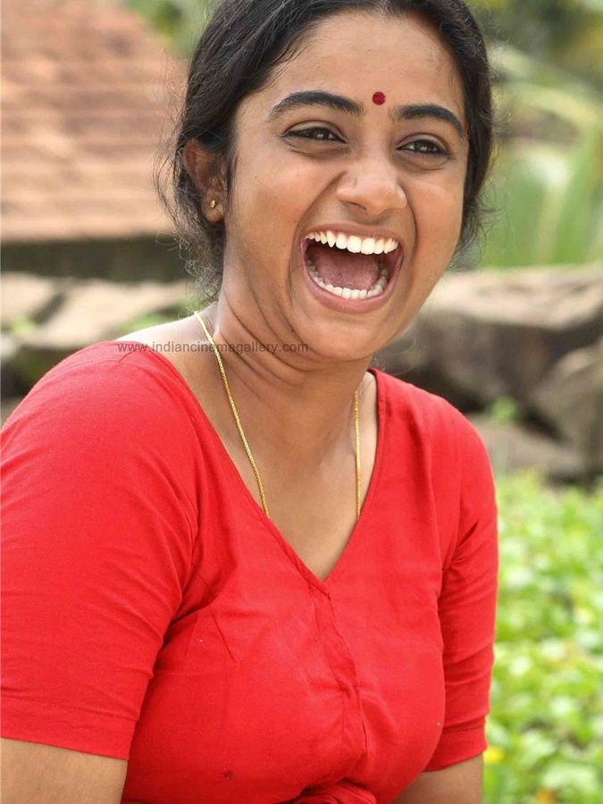Nude blouse Namitha Pramod open mouth for blowjob