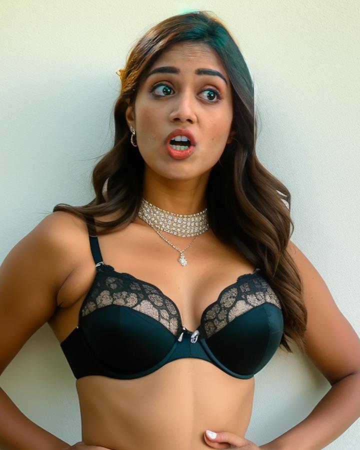 Nivetha Pethuraj sexy black bra pose without dress