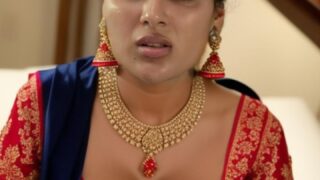 Samyuktha Menon low neck blouse cleavage