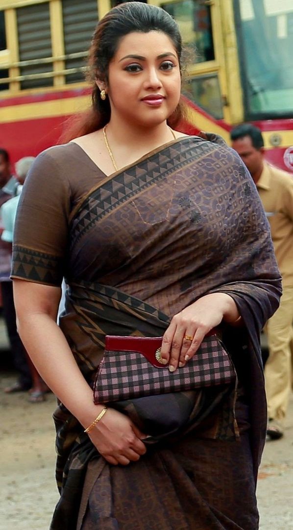 Meena hot saree slip blouse removed big boobs milk tank video